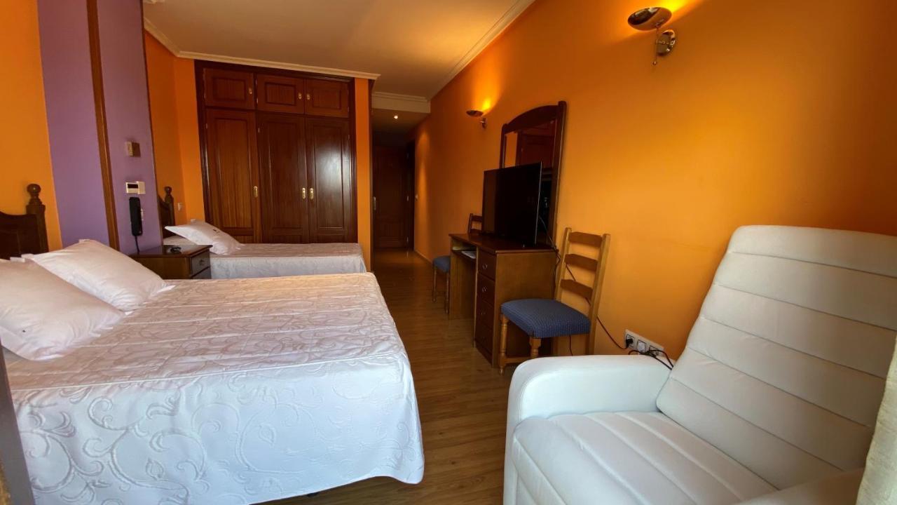 Hotel Tierra De Lobos Puebla de Sanabria Exteriér fotografie