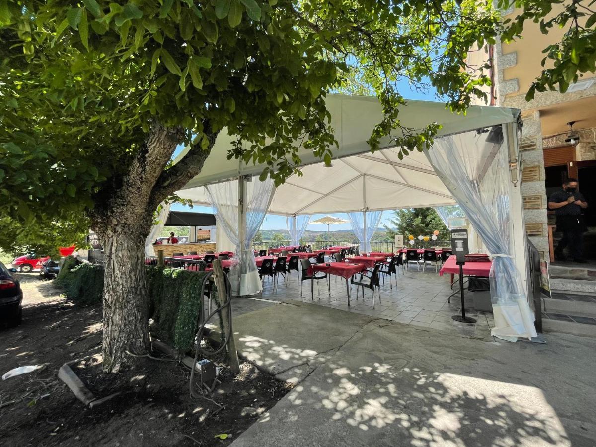 Hotel Tierra De Lobos Puebla de Sanabria Exteriér fotografie