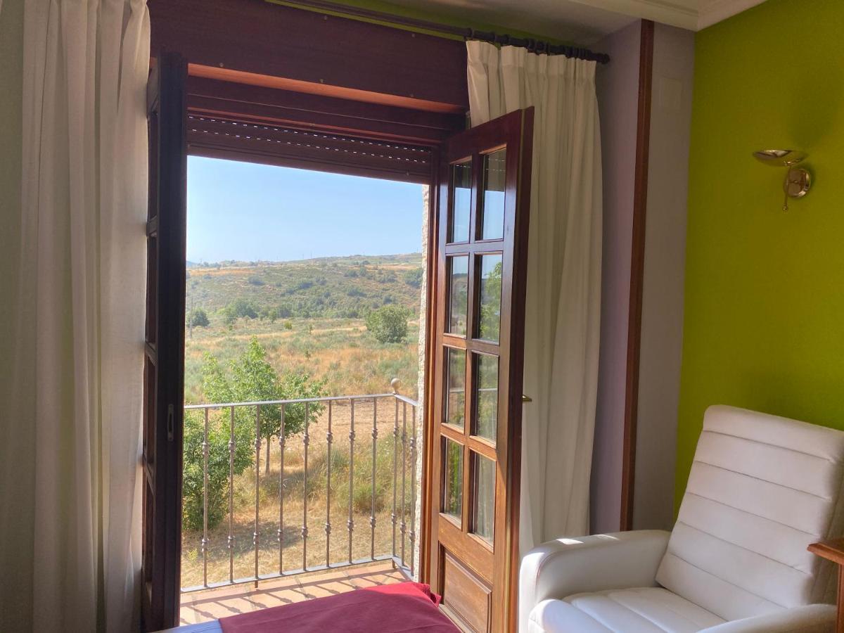 Hotel Tierra De Lobos Puebla de Sanabria Exteriér fotografie