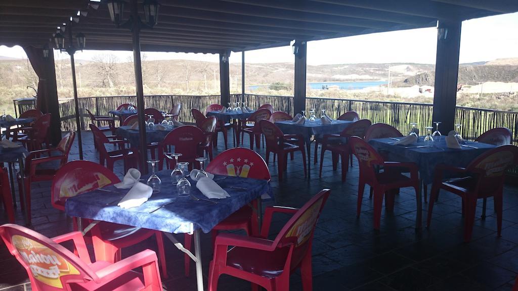 Hotel Tierra De Lobos Puebla de Sanabria Exteriér fotografie